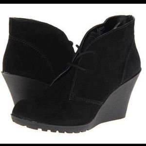 White mountain Black suede wedge booties